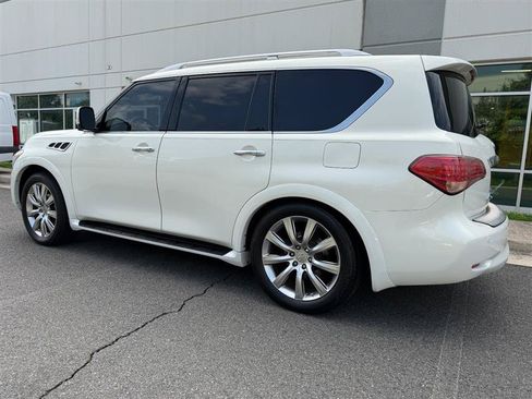 Used 2013 INFINITI QX56 4WD w/ Deluxe Touring Pkg image 9