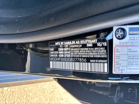 Used 2016 Mercedes-Benz E 350 Sedan image 19
