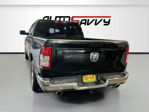Used 2022 RAM 1500 4x4 Crew Cab image 5