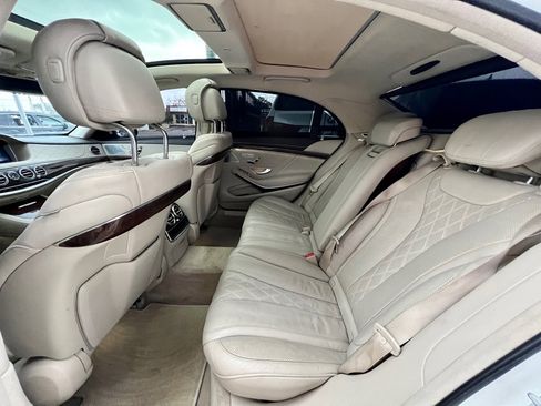 Used 2016 Mercedes-Benz S 550 Sedan image 17