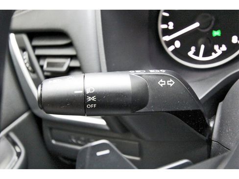 Certified 2025 Nissan Rogue S image 15