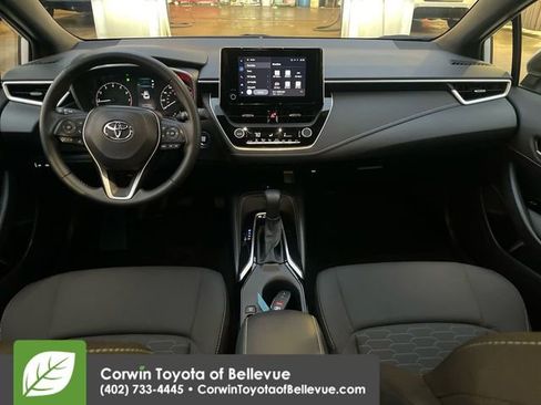 Certified 2025 Toyota Corolla SE image 11