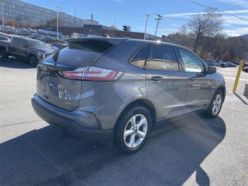 Used 2021 Ford Edge SE image 8