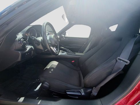 Used 2016 MAZDA MX-5 Miata Sport RWD image 15
