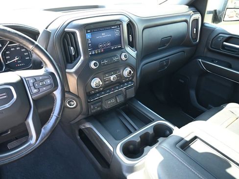 Used 2022 GMC Sierra 2500 AT4 w/ AT4 Preferred Package AWD/4WD image 29