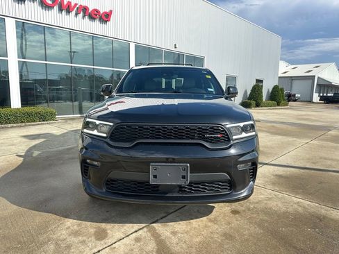 Used 2023 Dodge Durango GT image 2