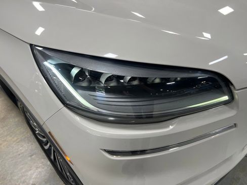 Used 2022 Lincoln Aviator Reserve w/ Elements Package Plus image 10