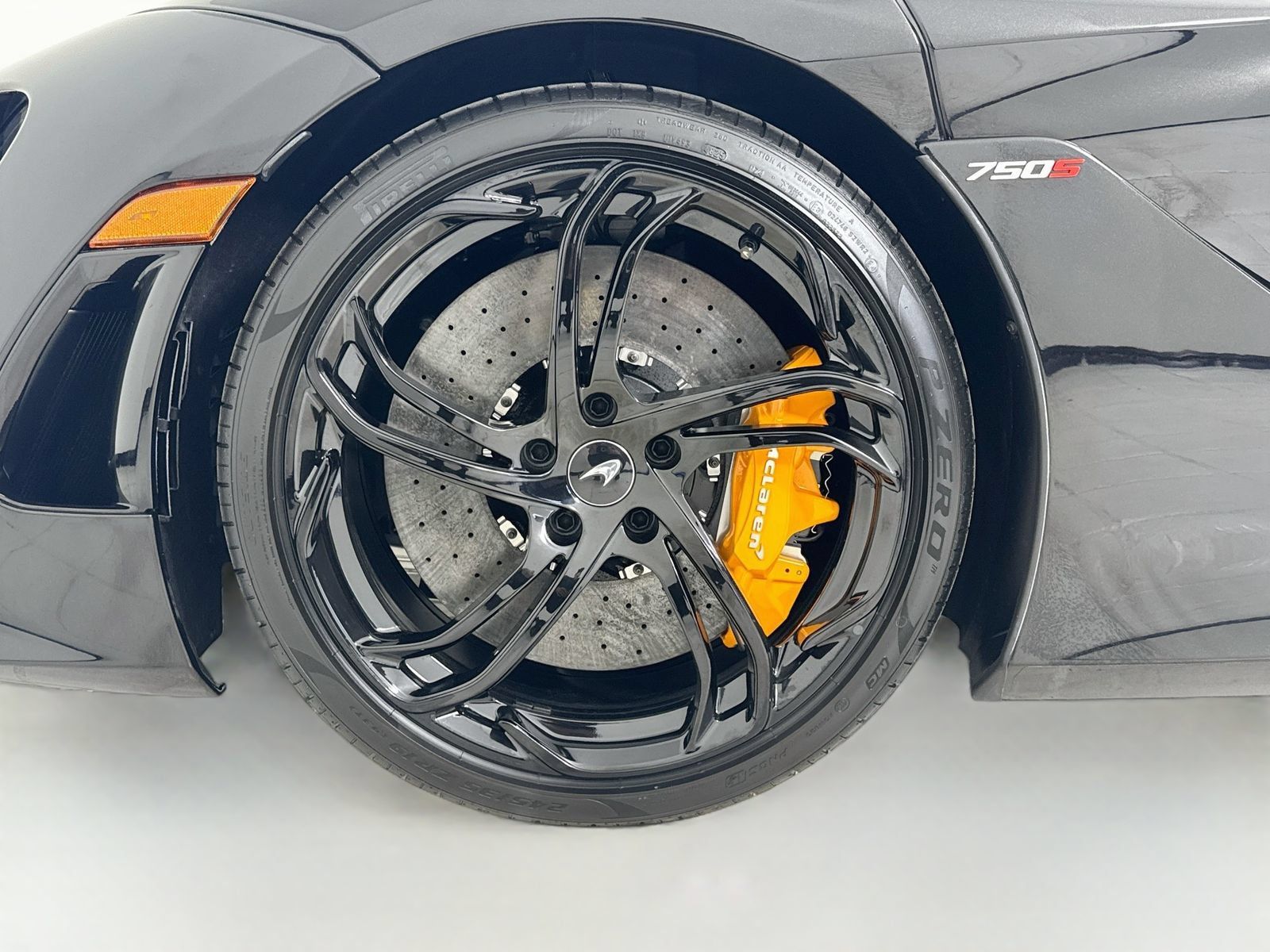 New 2027 McLaren 750S RWD image 9