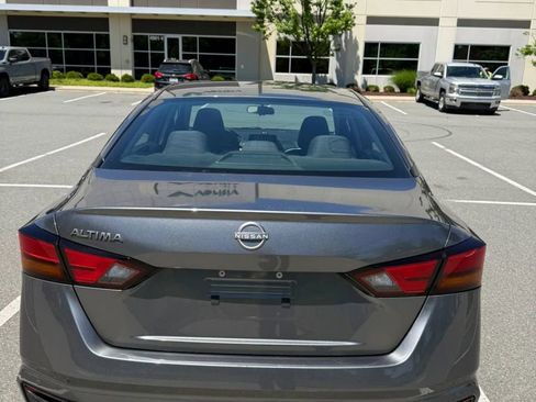 Used 2023 Nissan Altima 2.5 S FWD image 4