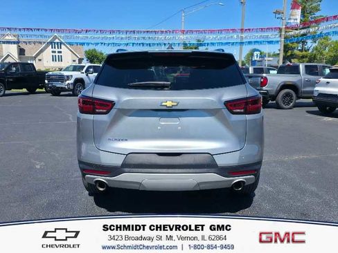 Used 2024 Chevrolet Blazer LT w/ Convenience Package FWD image 6