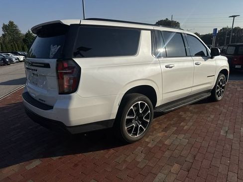 Used 2024 Chevrolet Suburban RST w/ Luxury Package AWD/4WD image 14