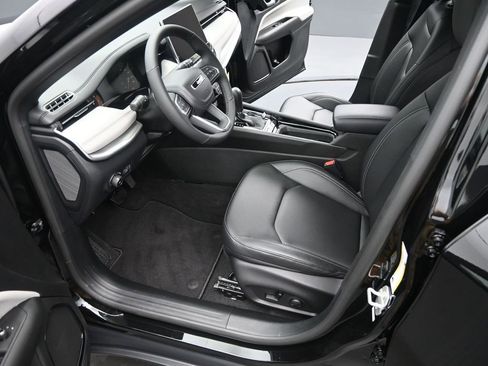 New 2026 Jeep Compass Limited image 9