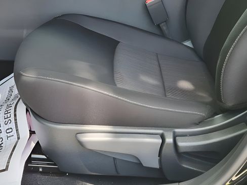 Used 2025 Nissan Sentra SV w/ Trunk Package FWD image 11