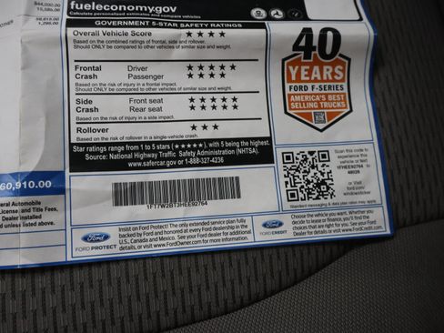 Used 2017 Ford F250 XLT w/ XLT Premium Package AWD/4WD image 60