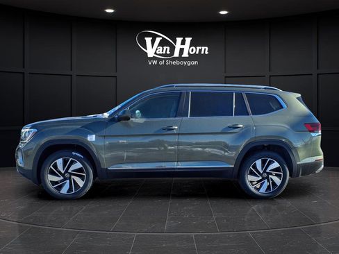 New 2026 Volkswagen Atlas SEL image 6