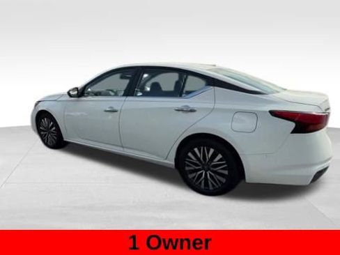 Used 2025 Nissan Altima 2.5 SV image 5