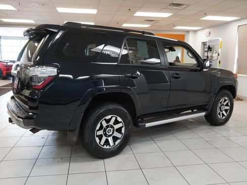 Used 2020 Toyota 4Runner TRD Off-Road Premium w/ Moonroof Package AWD/4WD image 12