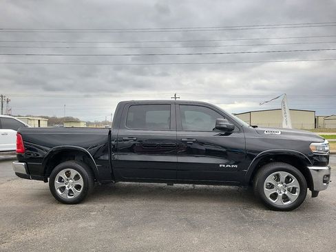 Used 2025 RAM 1500 Big Horn AWD/4WD image 6