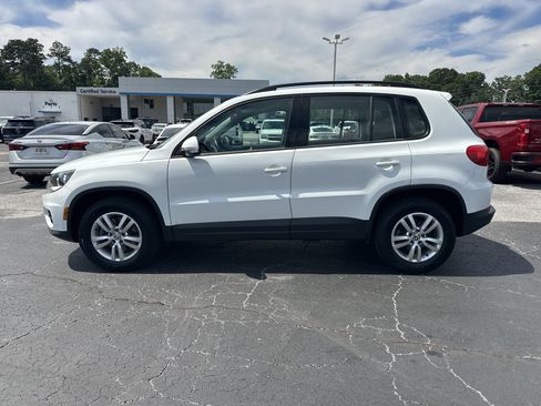 Used 2015 Volkswagen Tiguan SE FWD image 5