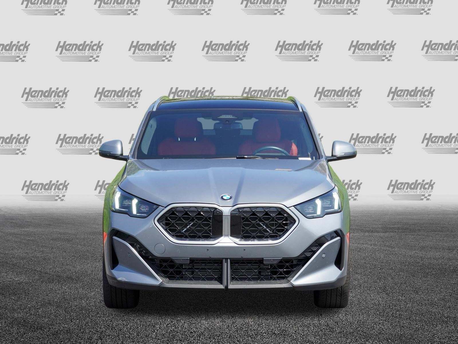 Certified 2025 BMW X2 xDrive28i AWD/4WD image 3