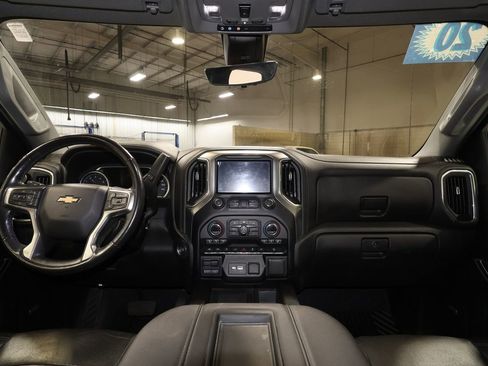 Certified 2020 Chevrolet Silverado 1500 LTZ w/ Technology Package image 31