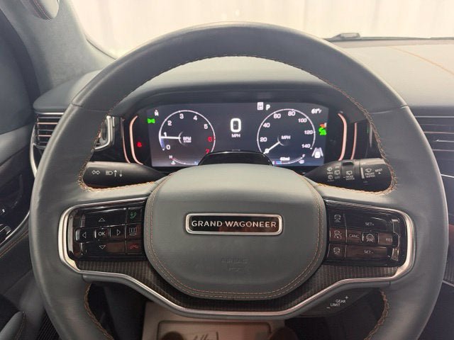 Used 2024 Jeep Grand Wagoneer Series III w/ Rear Seat Video Group 1 AWD/4WD image 6