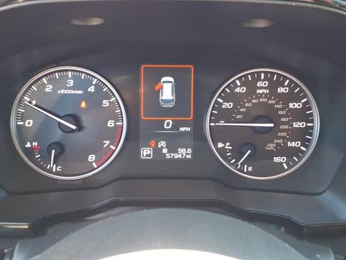 Used 2020 Subaru Outback Premium image 6