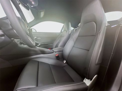 New 2025 Porsche 718 Cayman image 5