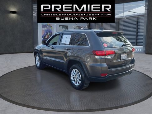 Used 2021 Jeep Grand Cherokee Laredo image 6