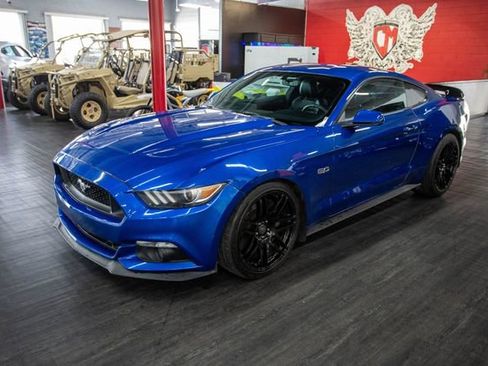 Used 2017 Ford Mustang GT Premium w/ GT Performance Package image 2