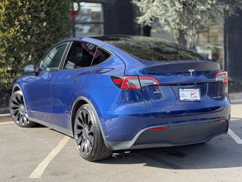 Used 2022 Tesla Model Y Performance image 18