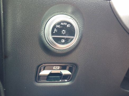 Used 2022 Mercedes-Benz C 300 Sedan image 21