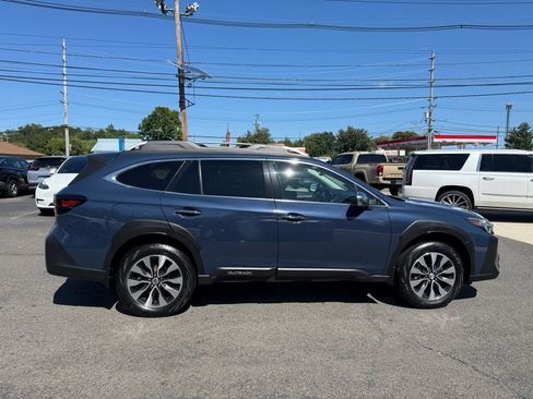 Used 2024 Subaru Outback Touring AWD/4WD image 8