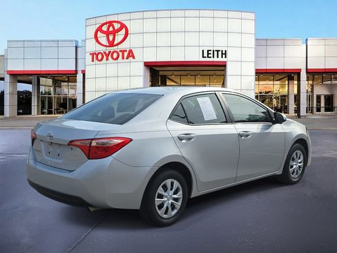 Used 2018 Toyota Corolla L image 5