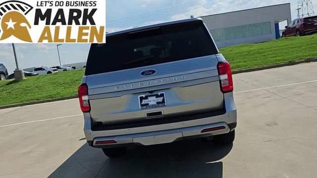 Used 2024 Ford Expedition XLT AWD/4WD image 7