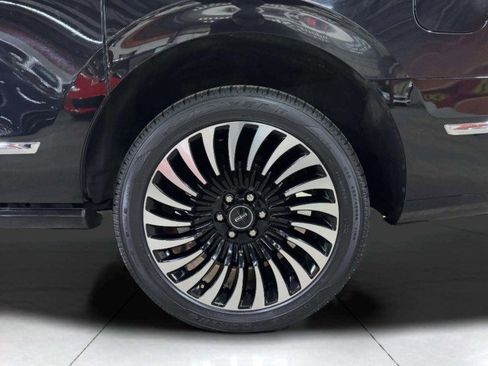 Used 2020 Lincoln Navigator L Black Label w/ Cargo Convenience Package image 72