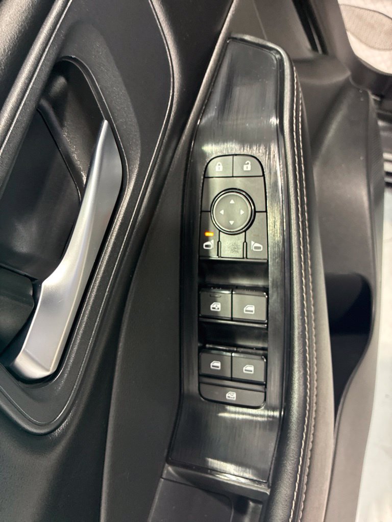 Used 2024 Nissan Rogue SV FWD image 17