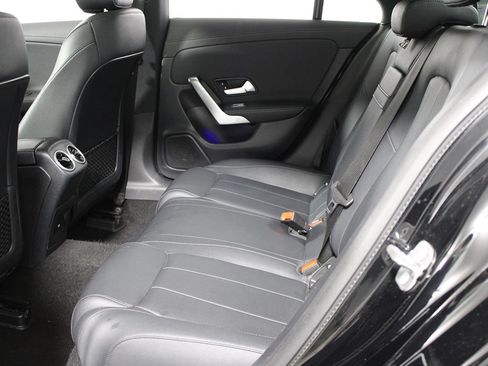 Used 2025 Mercedes-Benz CLA 250 4MATIC image 38