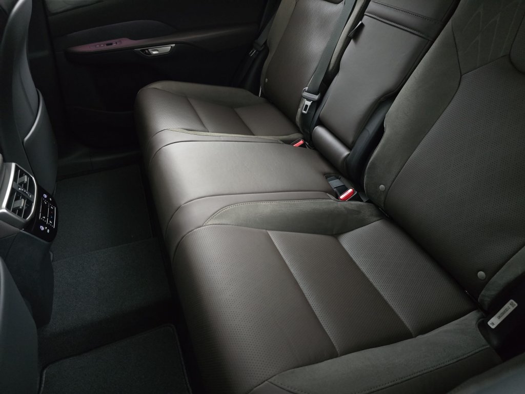 New 2026 Lexus RX 350 w/ Convenience Package AWD/4WD image 13