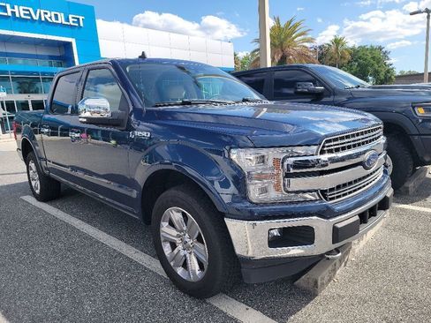 Used 2019 Ford F150 Lariat w/ Equipment Group 502A Luxury AWD/4WD image 1