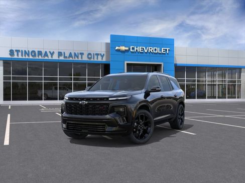 New 2026 Chevrolet Traverse RS w/ LPO, Floor Liner Package FWD image 8