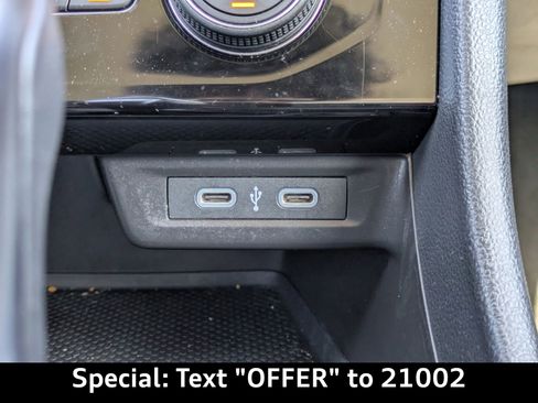 Used 2024 Volkswagen Jetta SE image 22