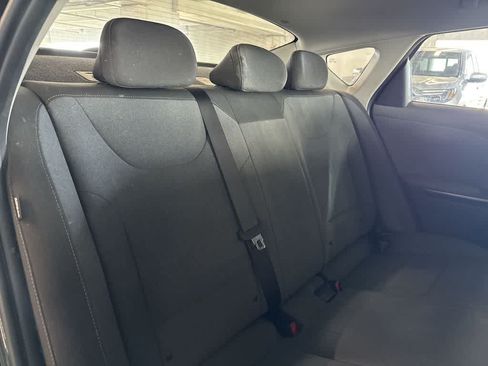 Used 2025 Kia K4 FWD image 25