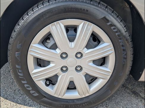 Used 2023 Kia Rio S FWD image 20
