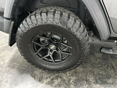 Used 2019 Jeep Wrangler Unlimited Sport S AWD/4WD image 5