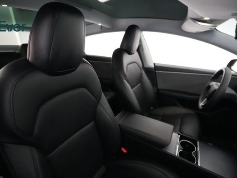 Used 2025 Tesla Model 3 Long Range RWD image 23