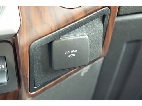 Used 2016 Ford F250 Lariat w/ Lariat Ultimate Package image 23