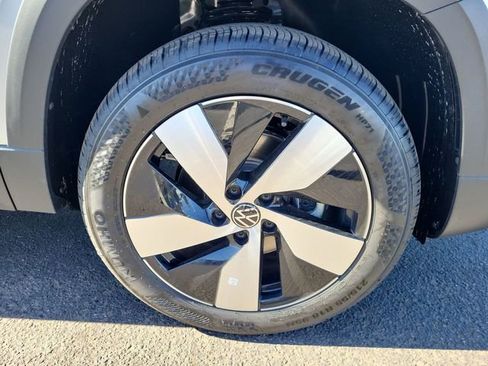New 2026 Volkswagen Taos S image 20