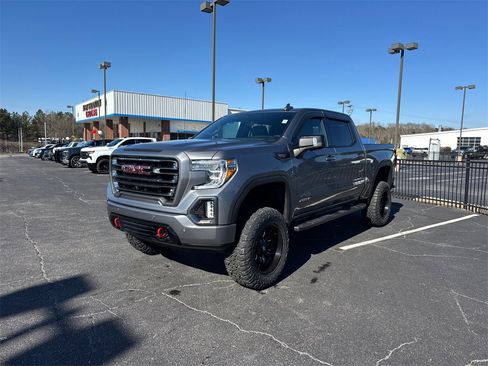 Used 2019 GMC Sierra 1500 AT4 w/ AT4 Premium Package image 2