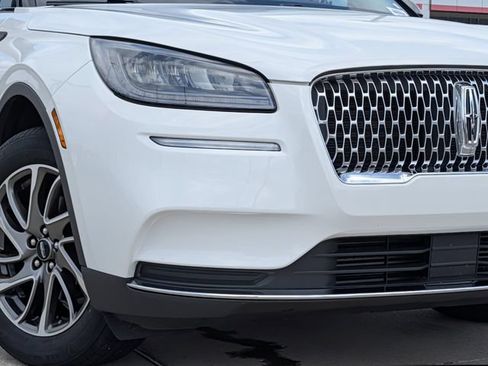 Used 2022 Lincoln Corsair FWD w/ Equipment Group 101A image 3